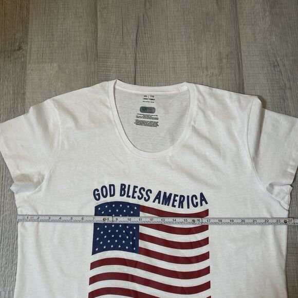 Ladies 2XL God Bless America T-Shirt White USA Flag Graphic Tee 100% Cotton - Picture 14 of 16